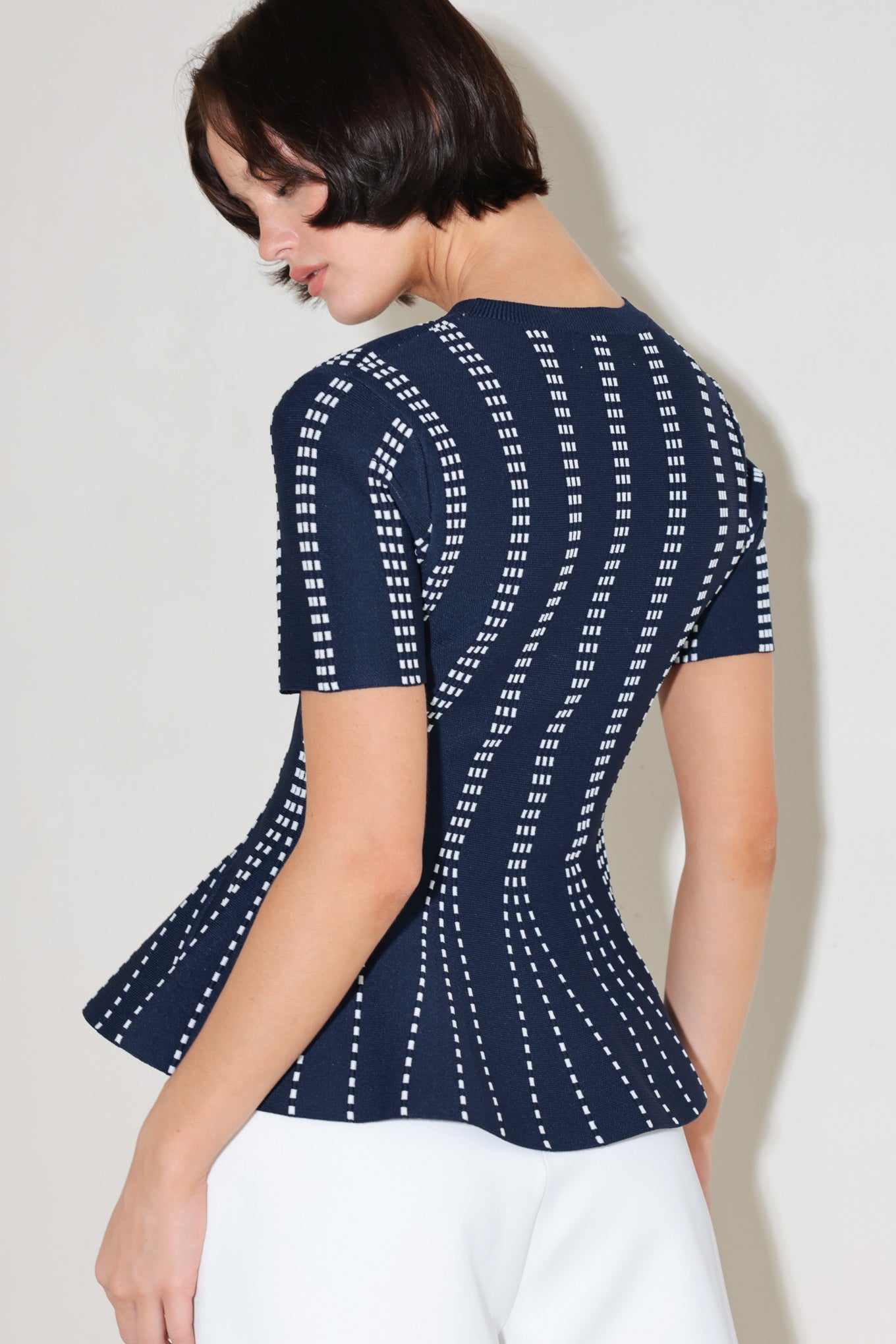 EVENING RUSTLE JACQUARD SWEATER TOP Flying Tomato