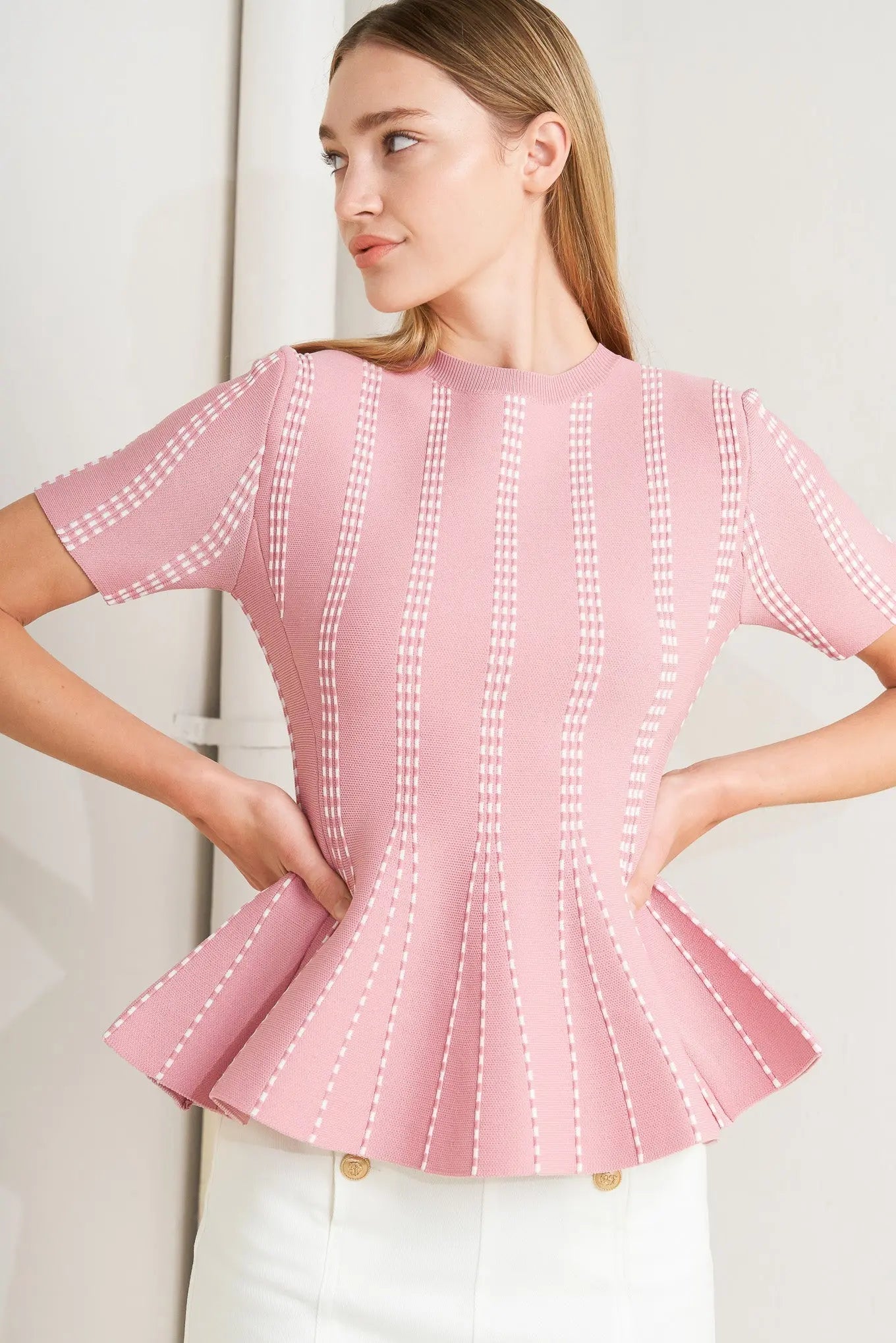 Evening Rustle Jacquard Sweater Top Round Neckline Short Sleeve Peplum Flying Tomato