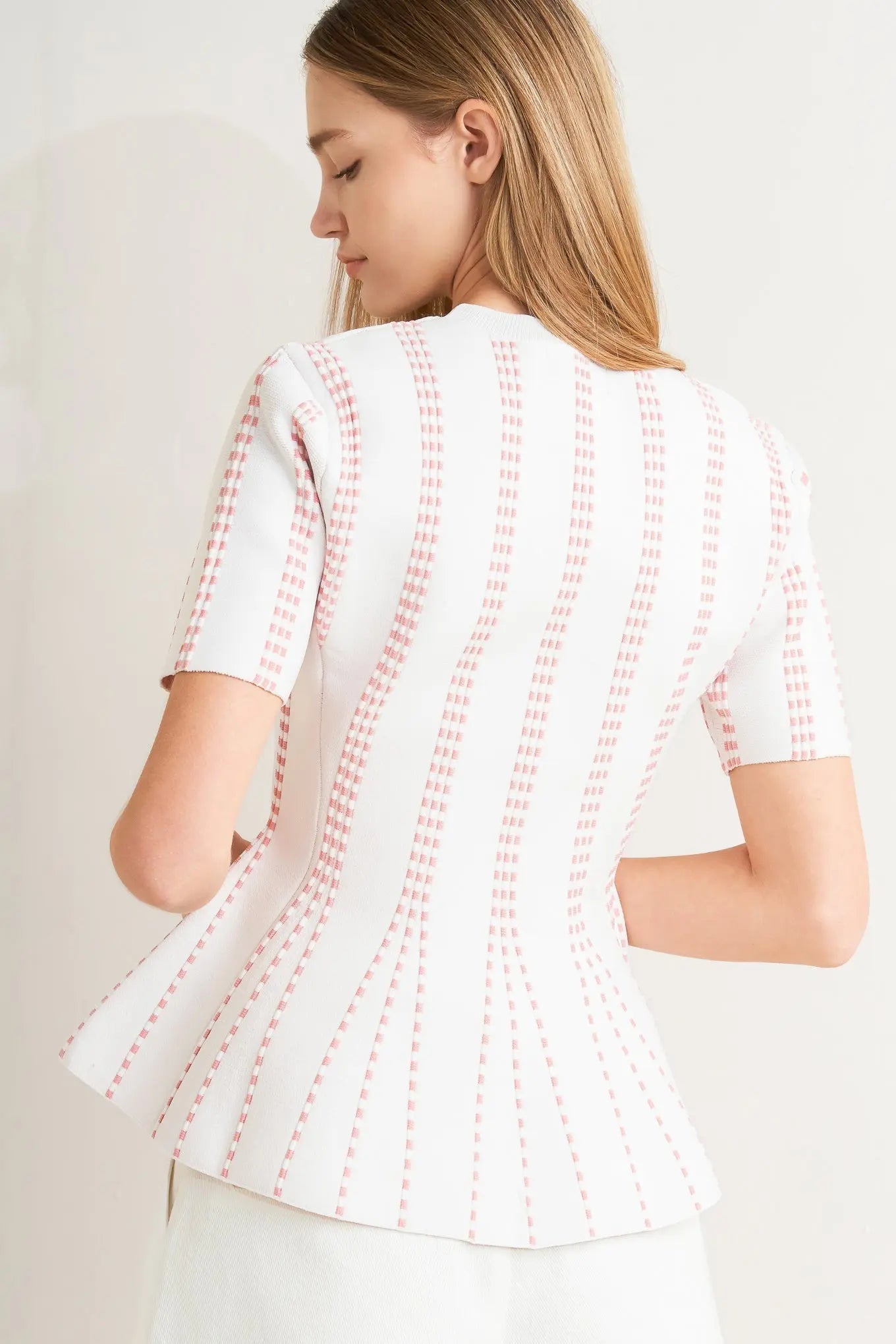 Evening Rustle Jacquard Sweater Top Round Neckline Short Sleeve Peplum Flying Tomato