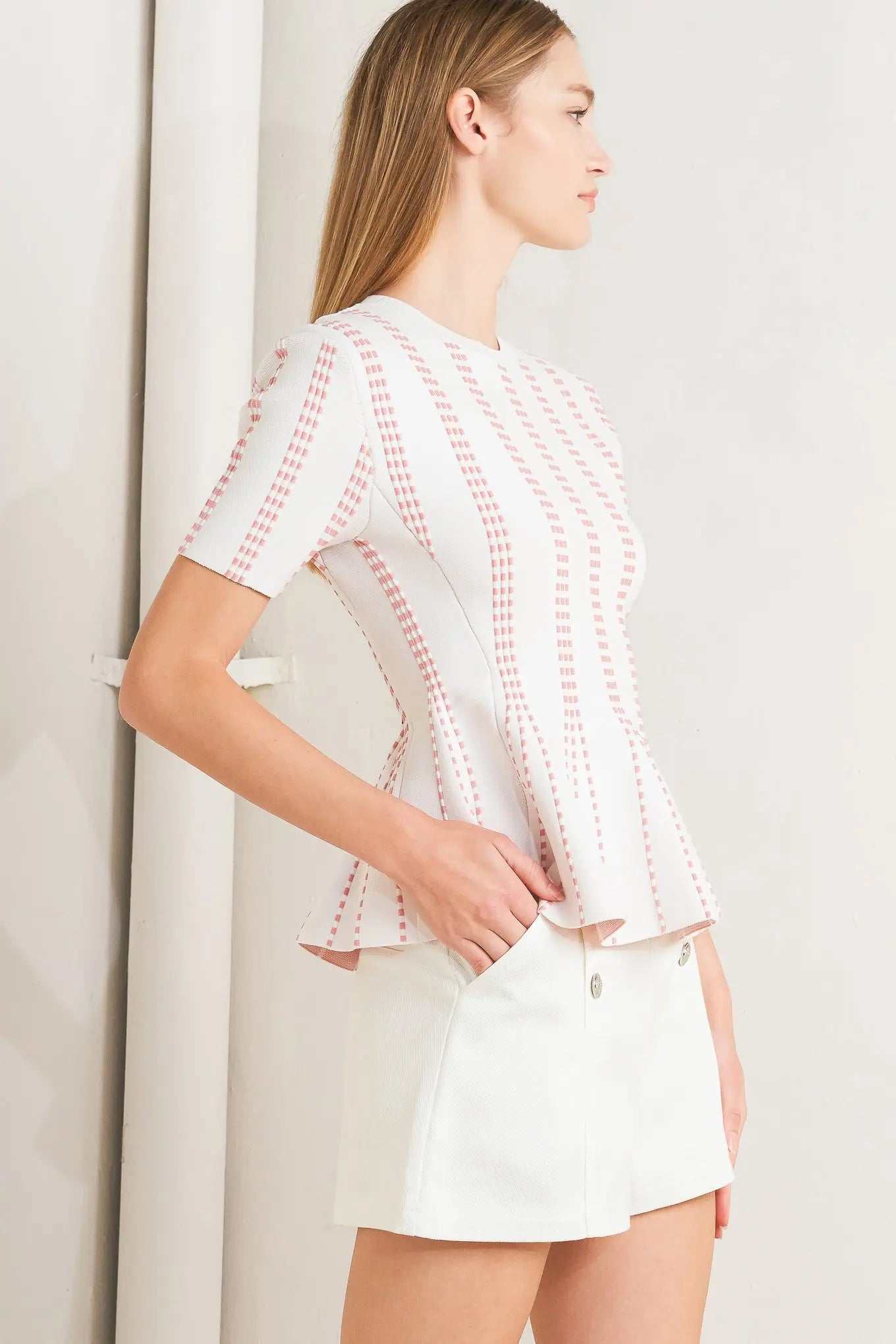 Evening Rustle Jacquard Sweater Top Round Neckline Short Sleeve Peplum Flying Tomato