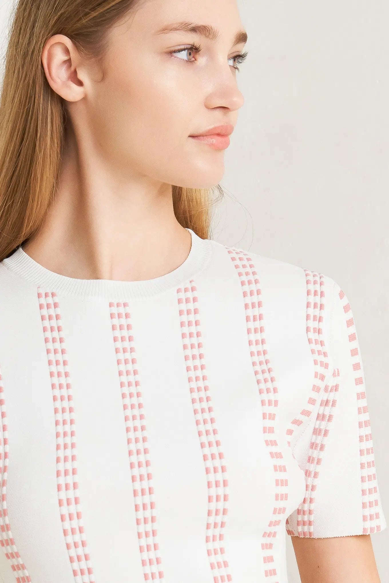 Evening Rustle Jacquard Sweater Top Round Neckline Short Sleeve Peplum Flying Tomato