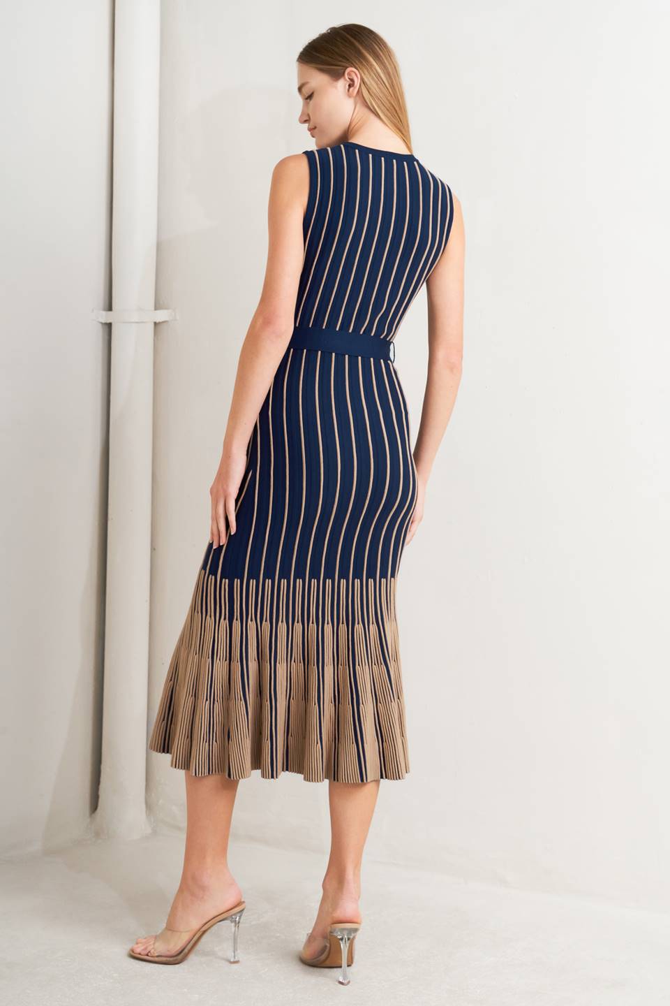 SMOOTH WEIGHTED FEEL KNIT MIDI DRESS Flying Tomato