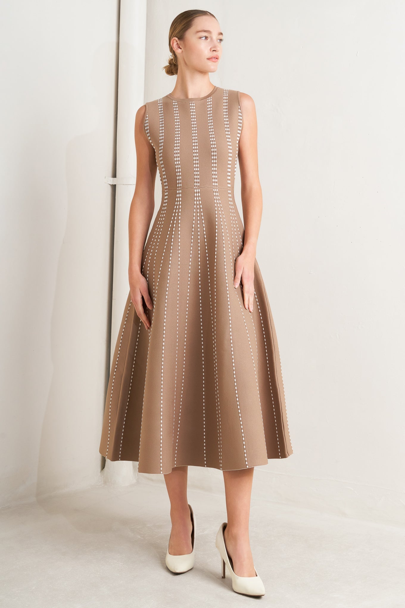 PERFECTLY POISED JACQUARD SWEATER MIDI DRESS - Love Salve