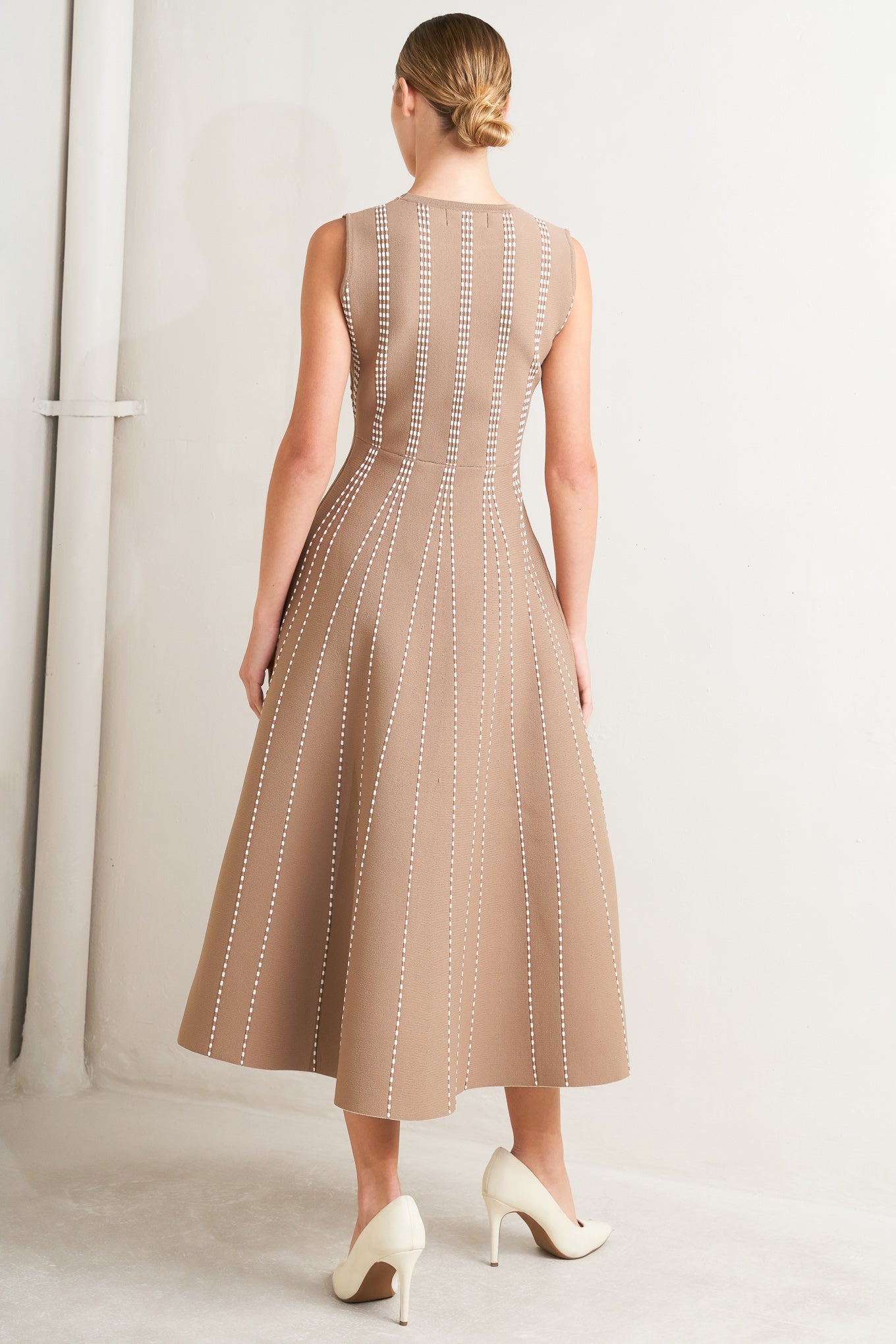 PERFECTLY POISED JACQUARD SWEATER MIDI DRESS - Love Salve