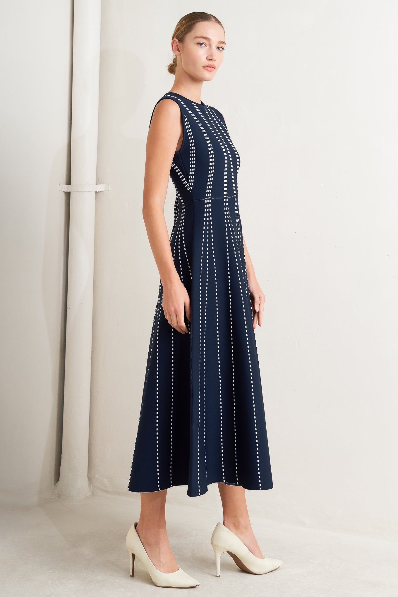 PERFECTLY POISED JACQUARD SWEATER MIDI DRESS - Love Salve