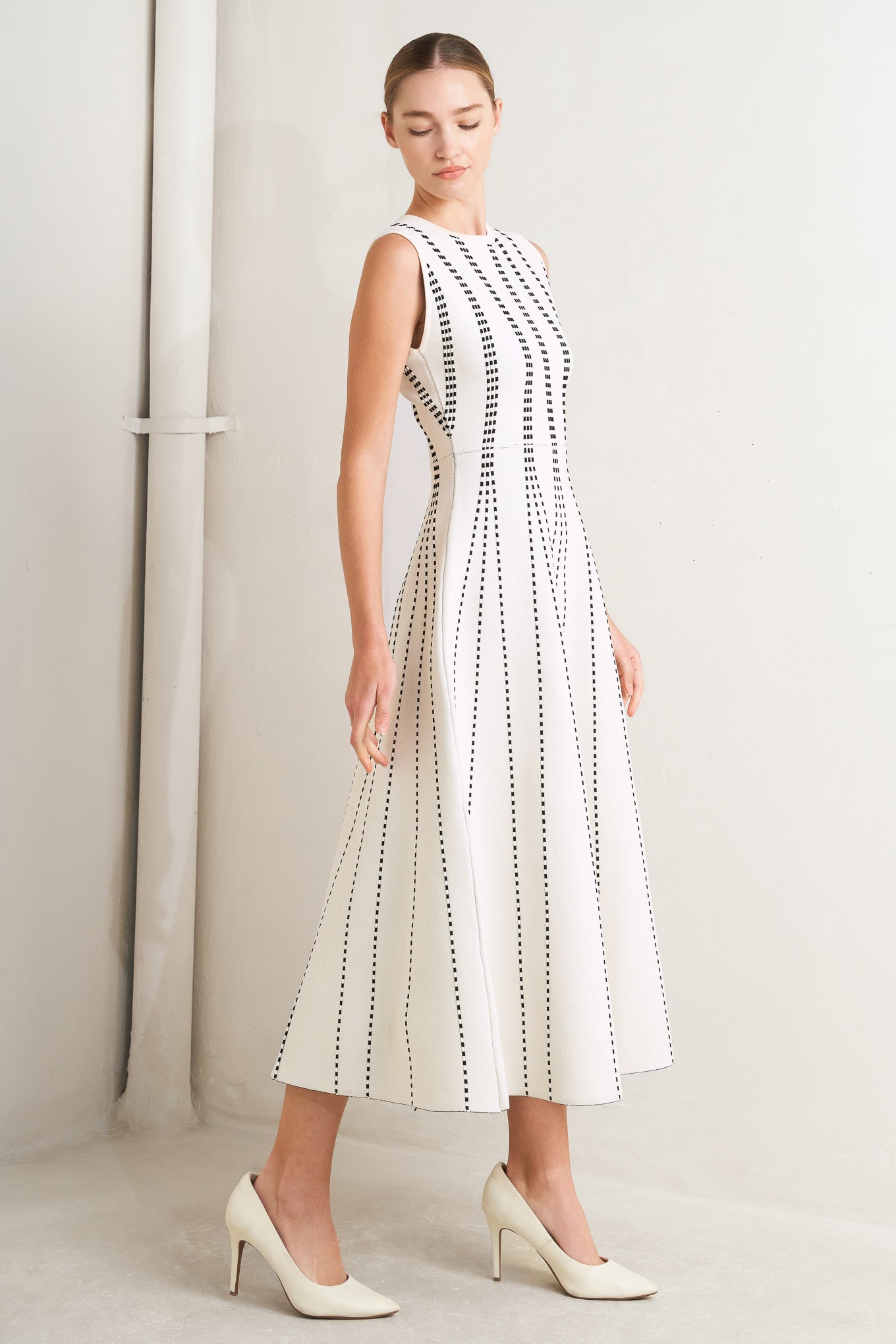 PERFECTLY POISED JACQUARD SWEATER MIDI DRESS - Love Salve