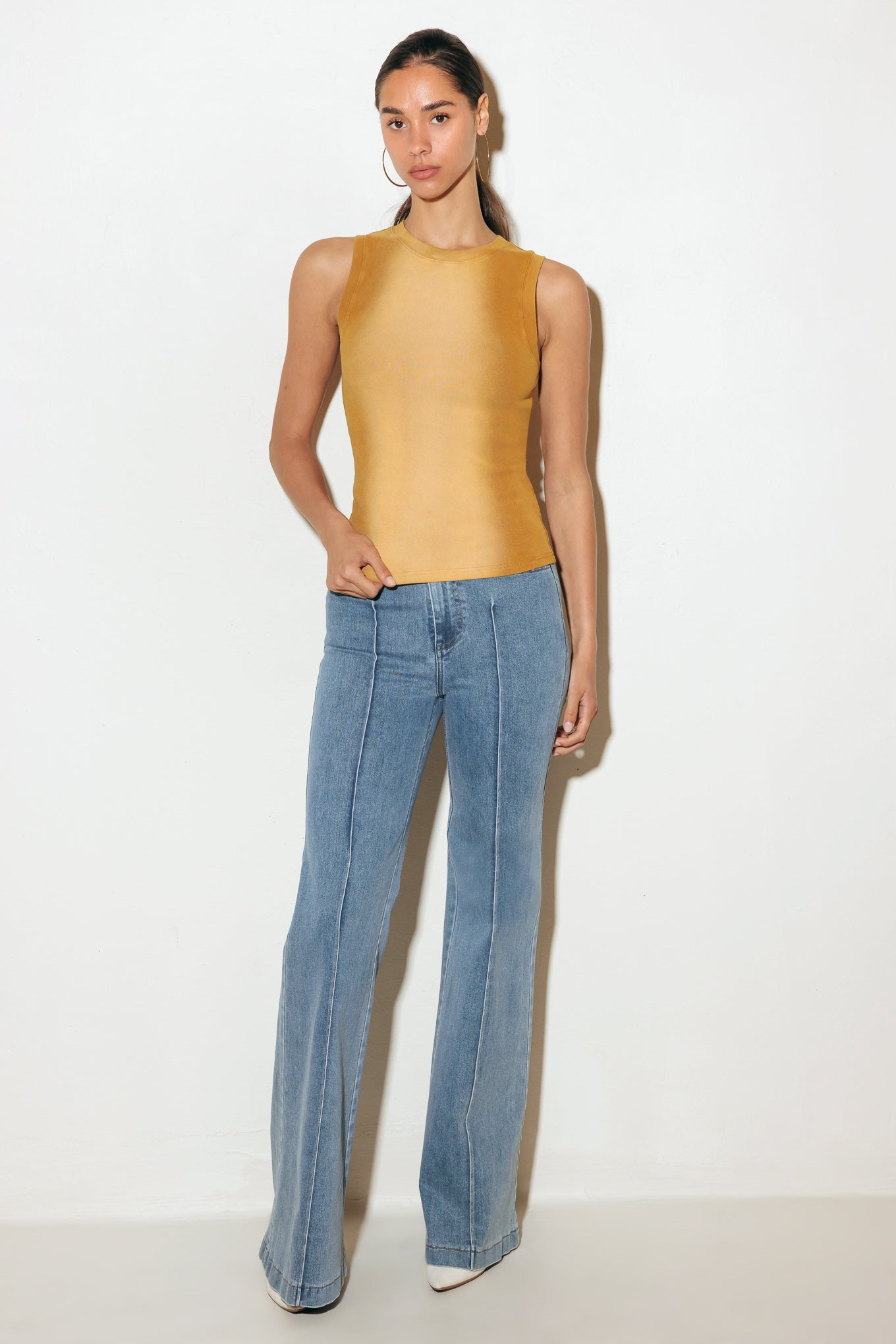 NO ONE PRETTIER KNIT TANK TOP Flying Tomato