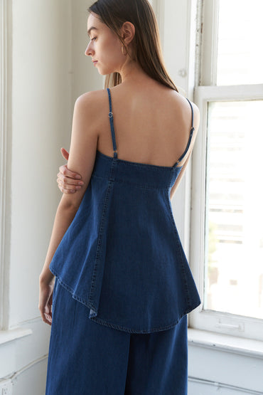 AUTHENTIC MOMENTS LIGHTWEIGHT DENIM TOP