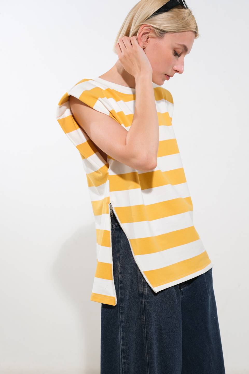 THIS ISN'T GOODBYE KNIT TOP Flying Tomato