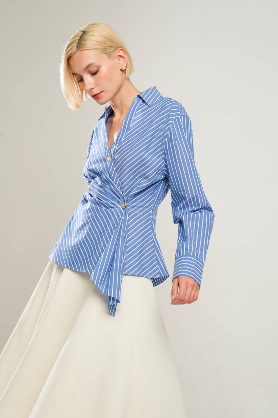 EVERMORE ELEGANCE WOVEN TOP Flying Tomato