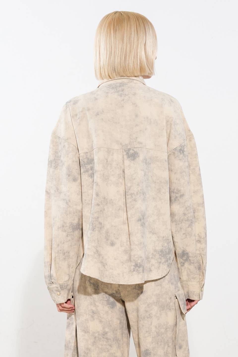 IN THE SPOTLIGHT WOVEN TOP Flying Tomato