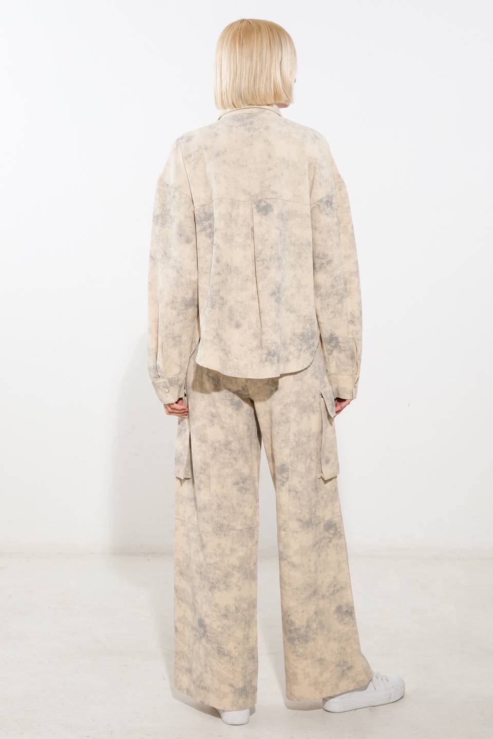 IN THE SPOTLIGHT WOVEN TOP Flying Tomato