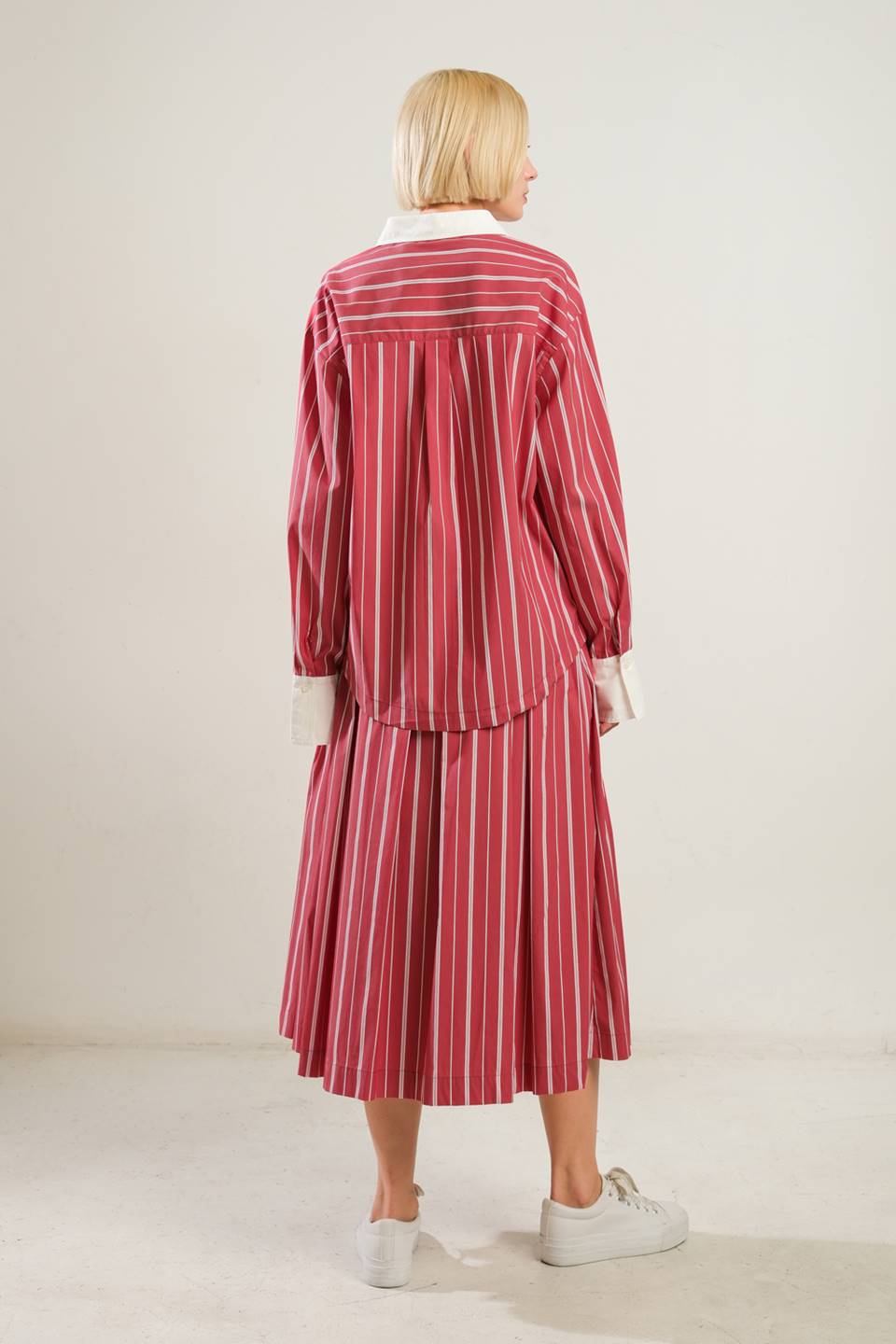 BEHIND THE GRIN WOVEN TOP Flying Tomato