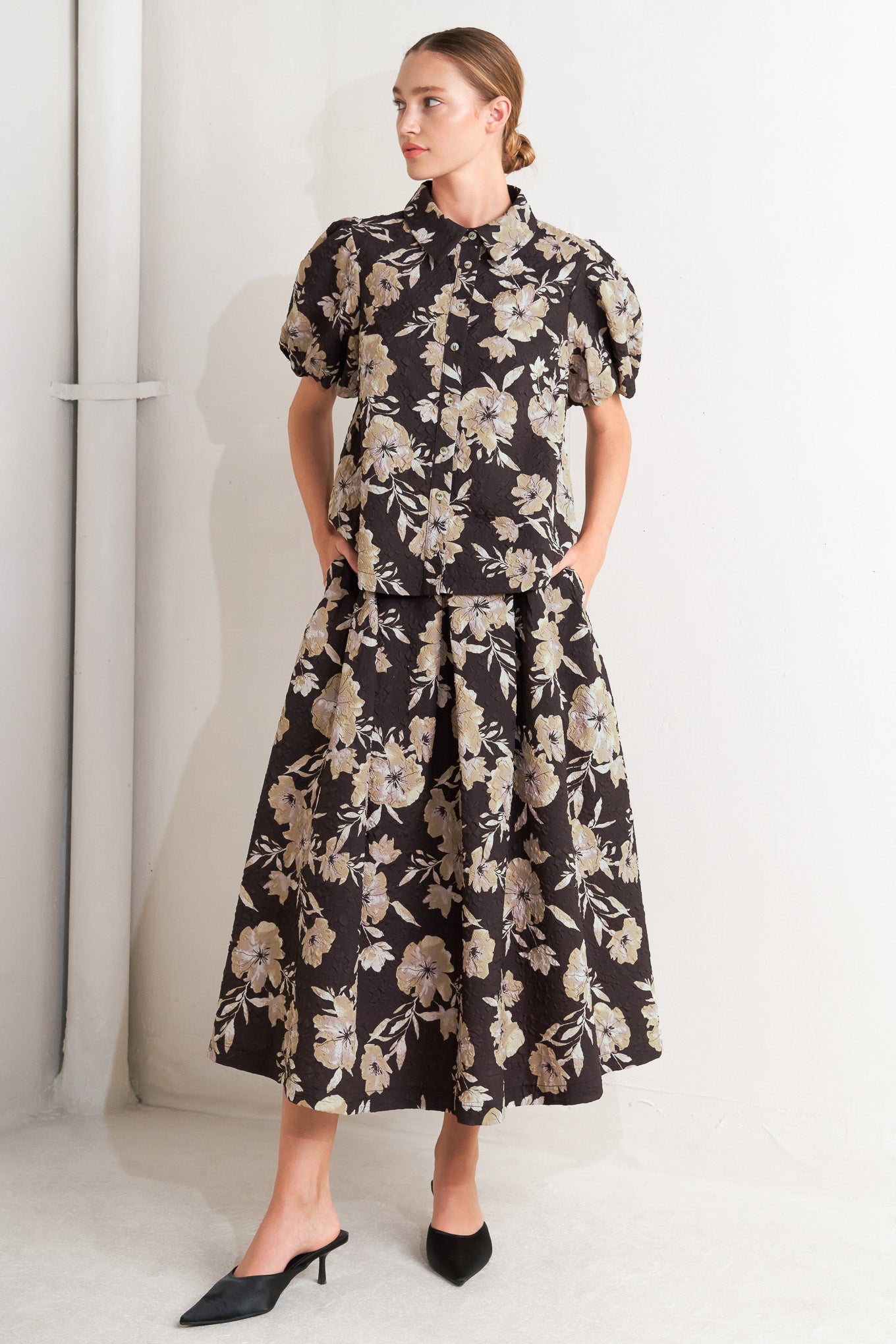 POSH PRESENCE WOVEN TOP Flying Tomato