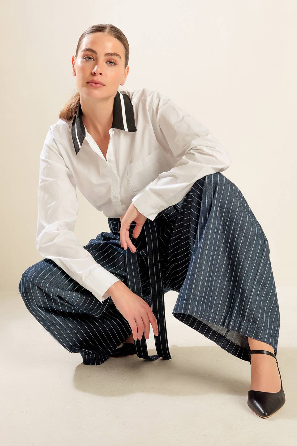 CAUSE A COMMOTION WOVEN TOP Flying Tomato