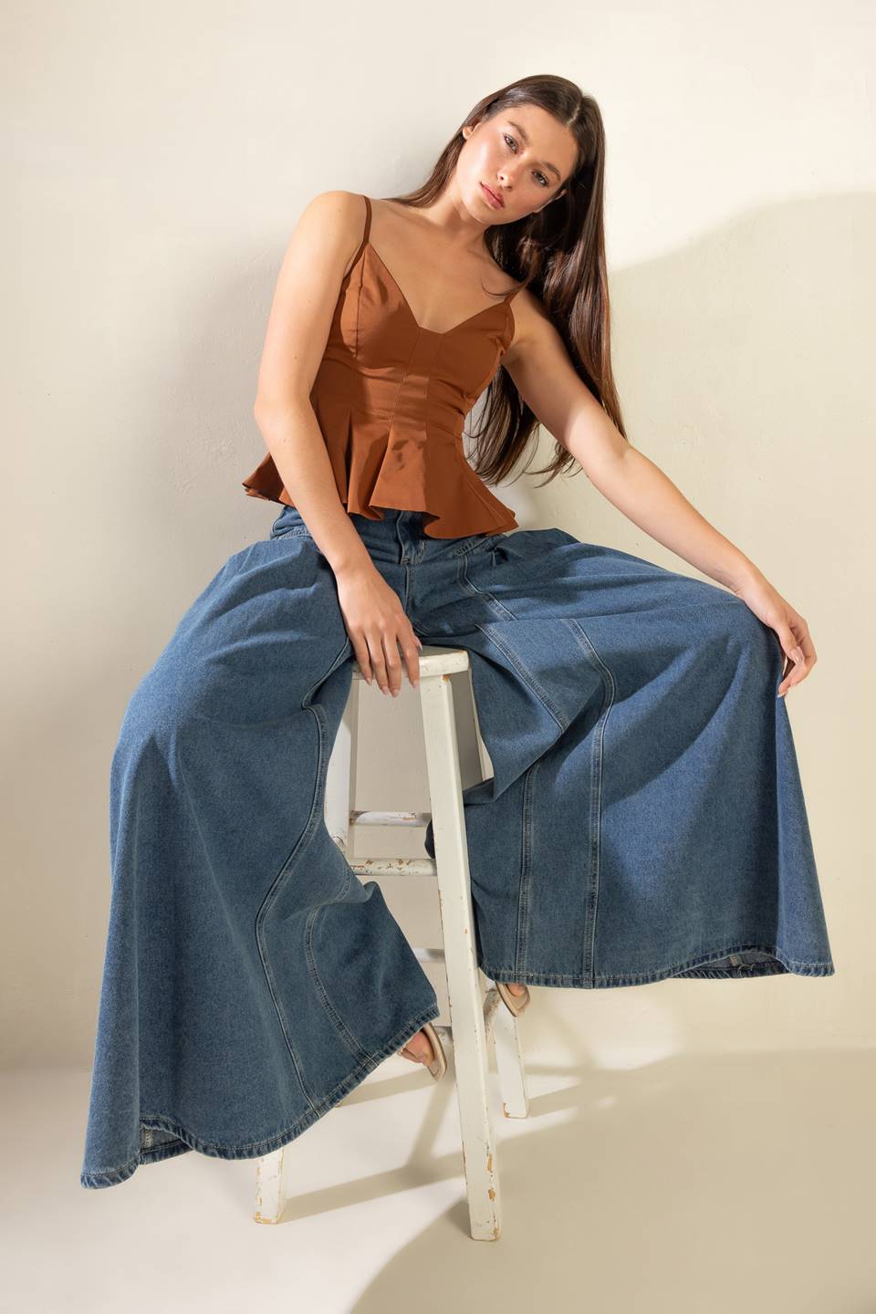 IT'S PERFECT TIMING WOVEN CAMI TOP Flying Tomato