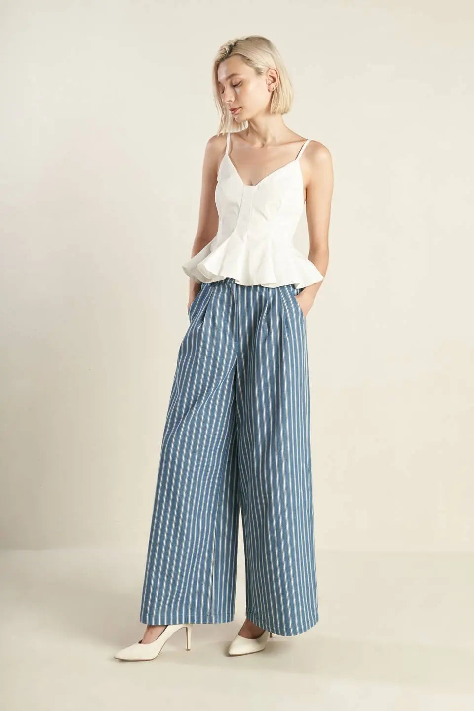 IT'S PERFECT TIMING WOVEN CAMI TOP Flying Tomato