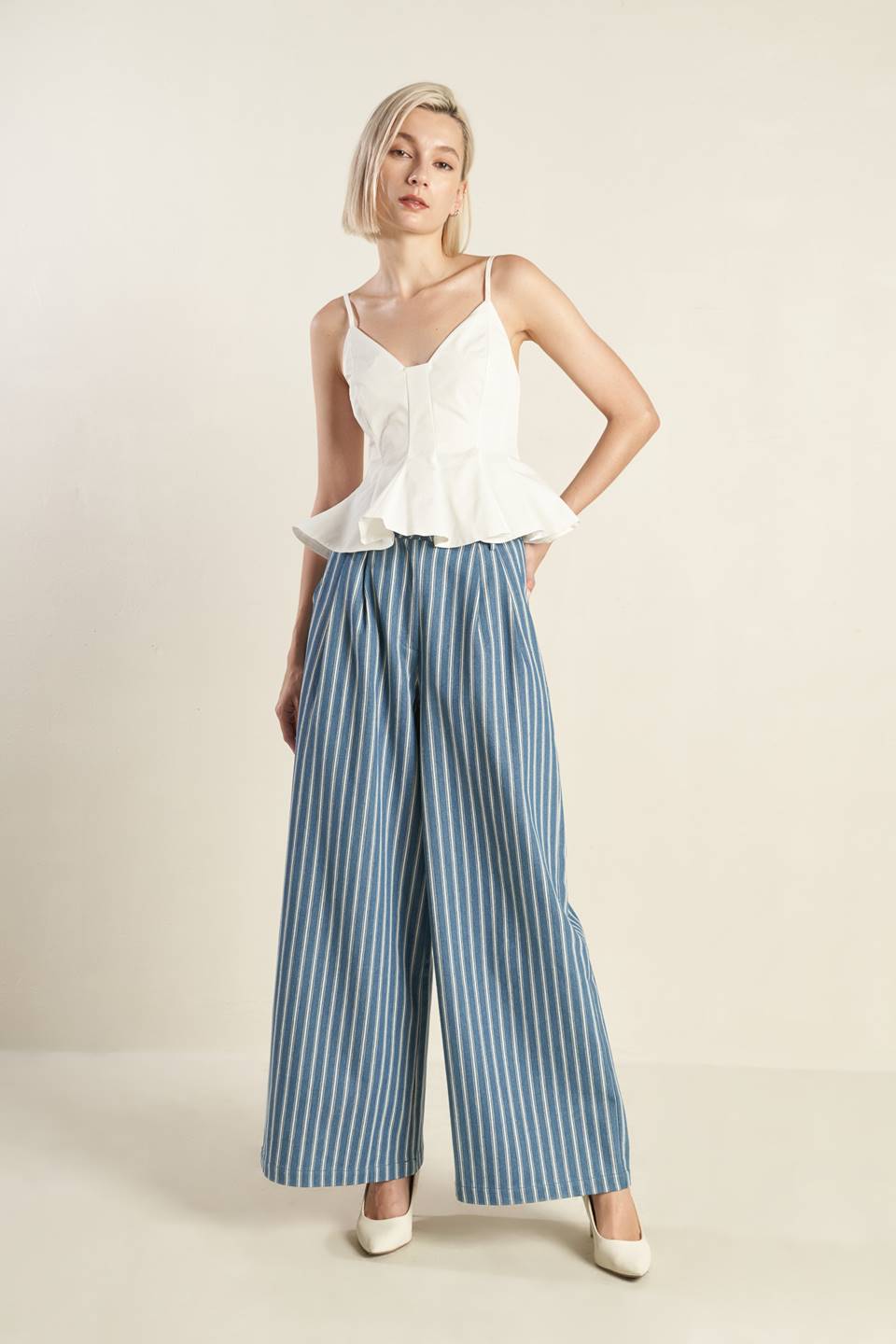 IT'S PERFECT TIMING WOVEN CAMI TOP Flying Tomato