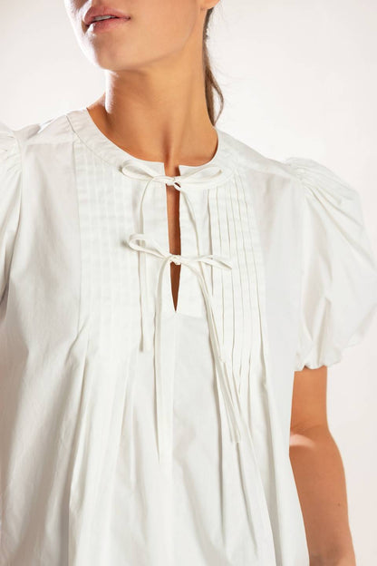 ON THE MOVE WOVEN TOP