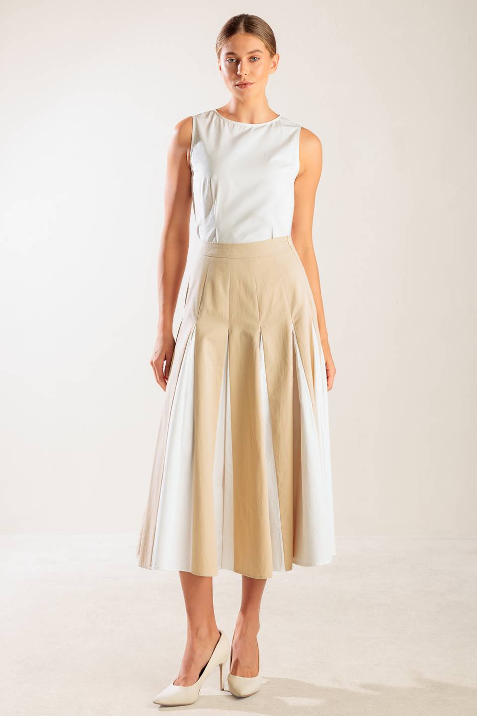 FIRST DATE WHITE WOVEN TOP Flying Tomato