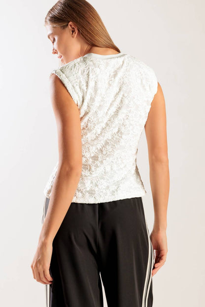 HIDDEN SMILES WHITE WOVEN LACE TOP