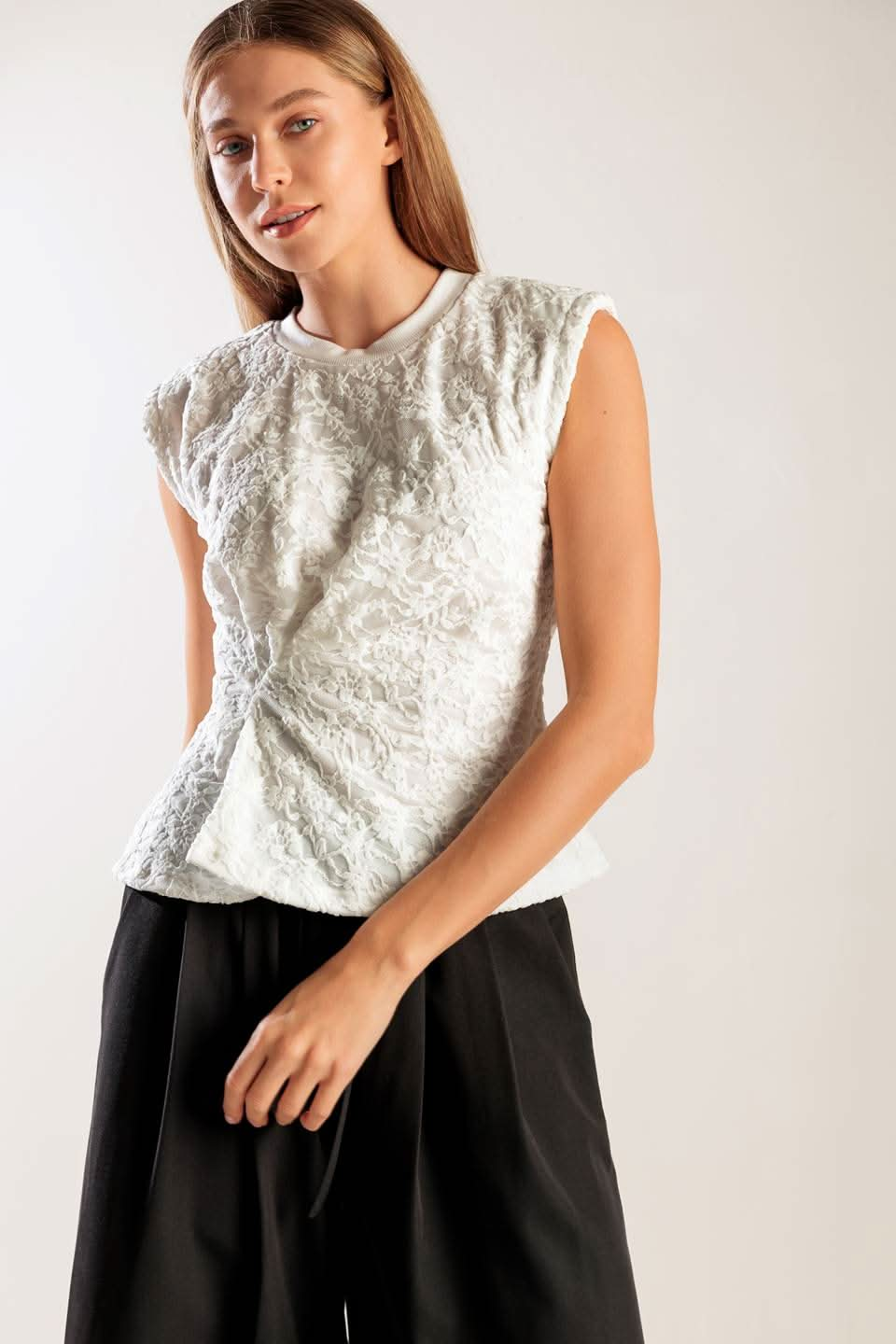 HIDDEN SMILES WHITE WOVEN LACE TOP