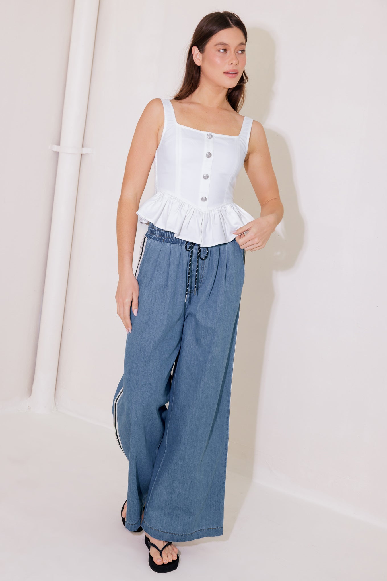 IN THIS MOMENT WHITE WOVEN TOP Flying Tomato