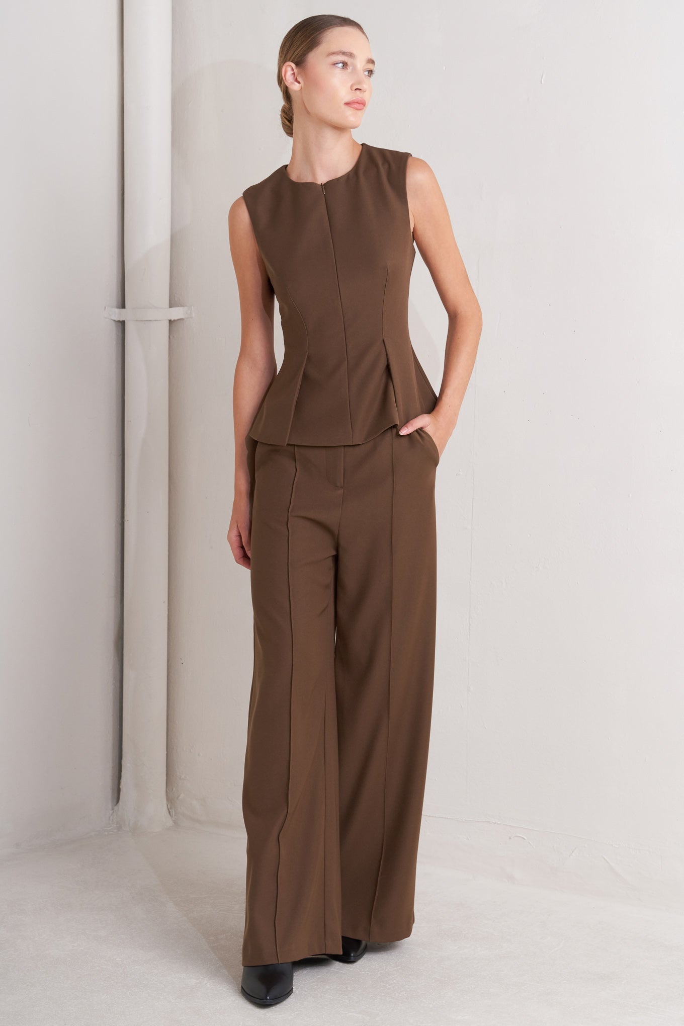 MONDAY FLOW BROWN WOVEN TOP Flying Tomato