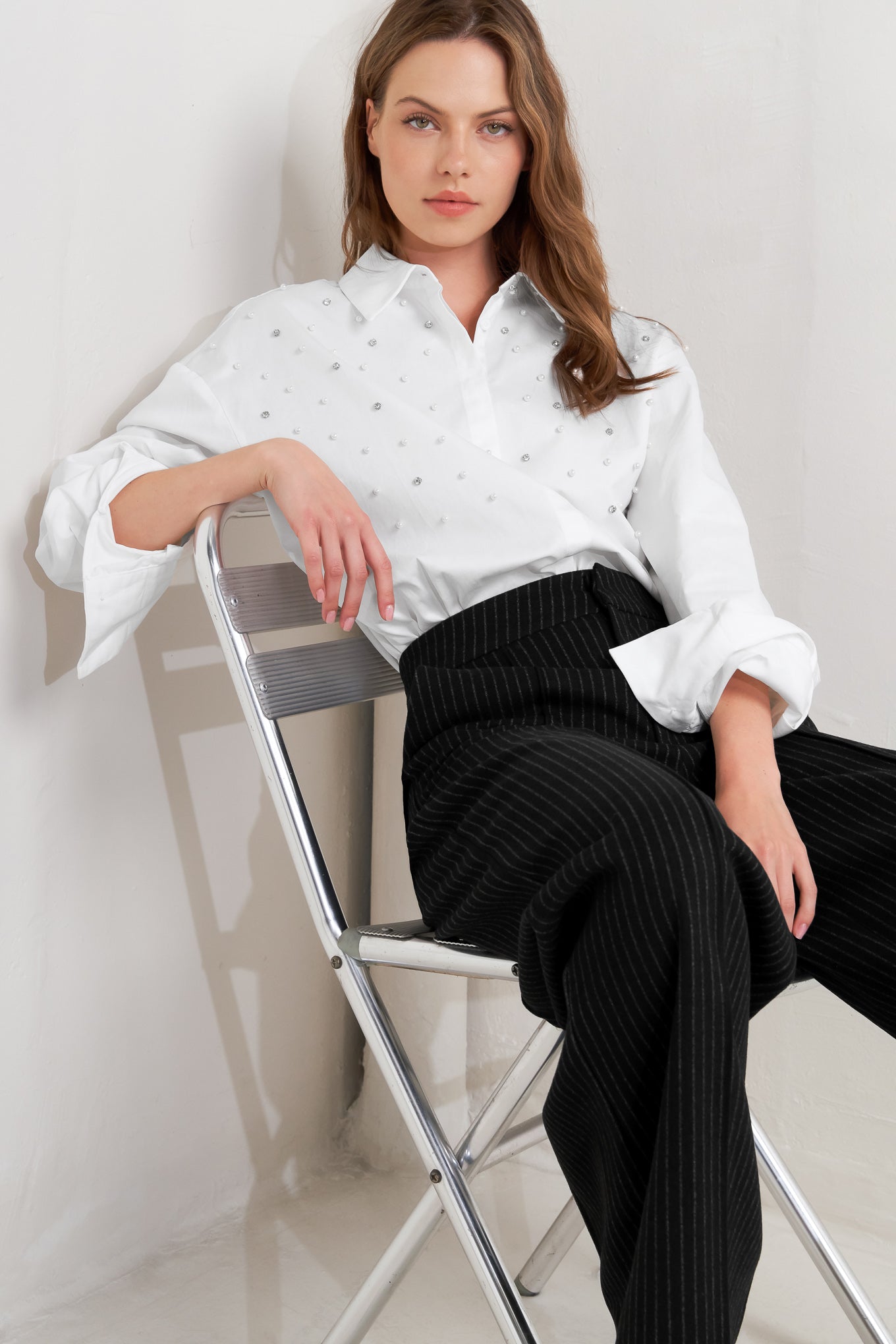 CRYSTAL TOUCH WOVEN SHIRT Flying Tomato