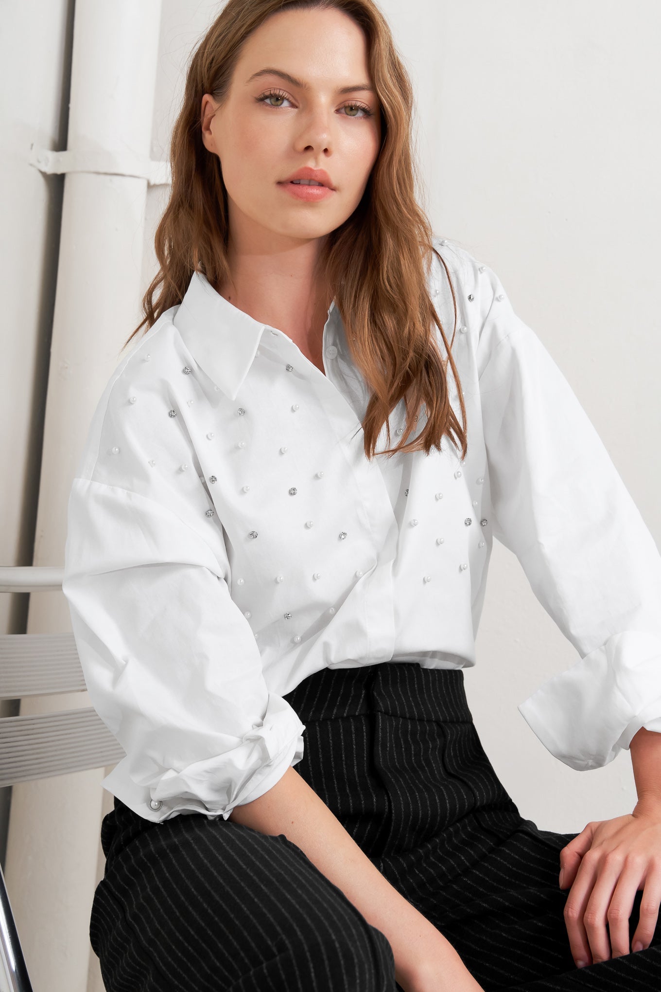 CRYSTAL TOUCH WOVEN SHIRT Flying Tomato