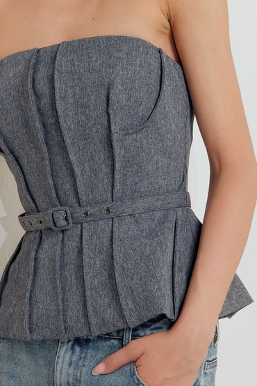 TIMELESS LOOK WOVEN TUBE TOP