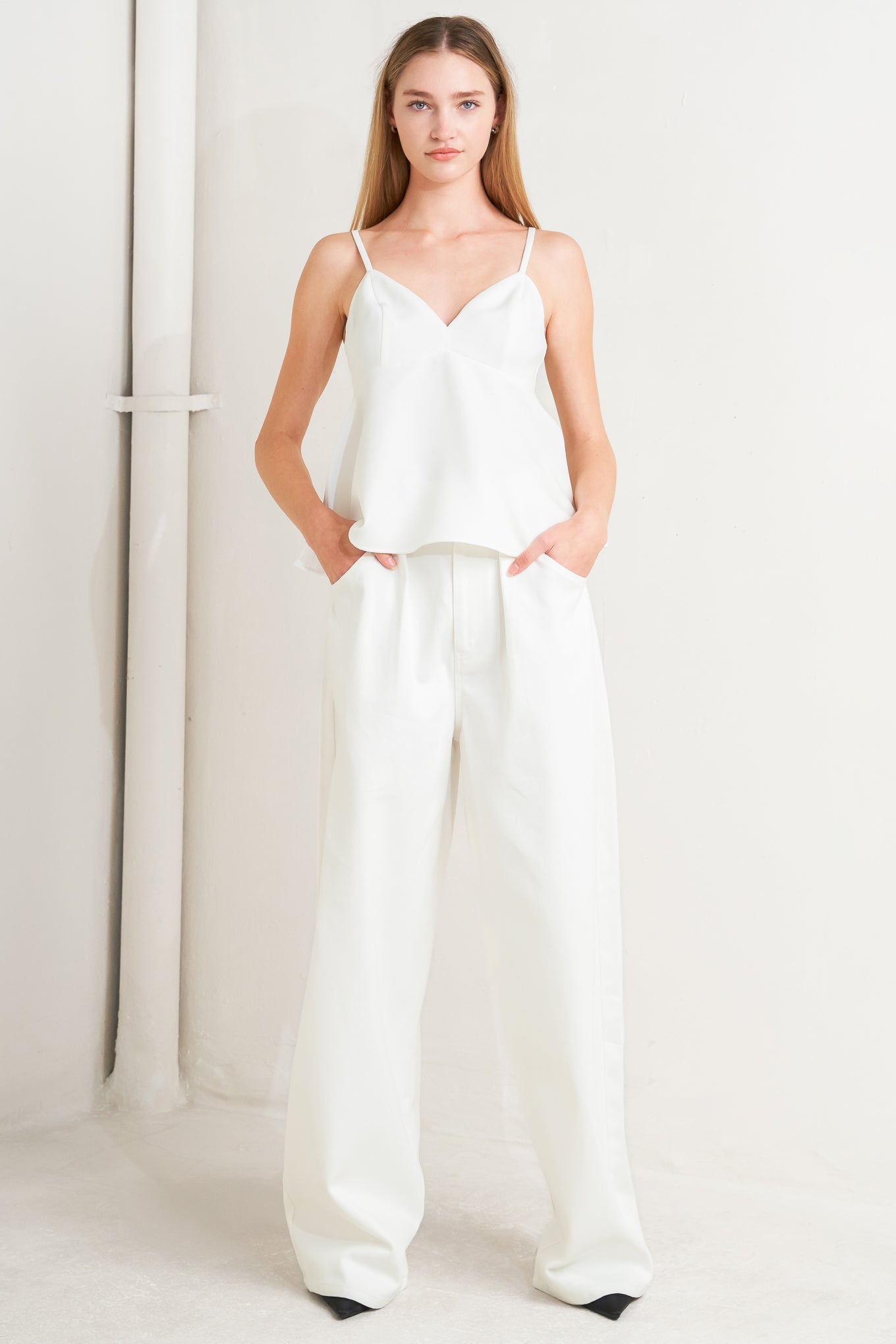 MINIMAL MOOD WOVEN CAMI TOP - Love Salve