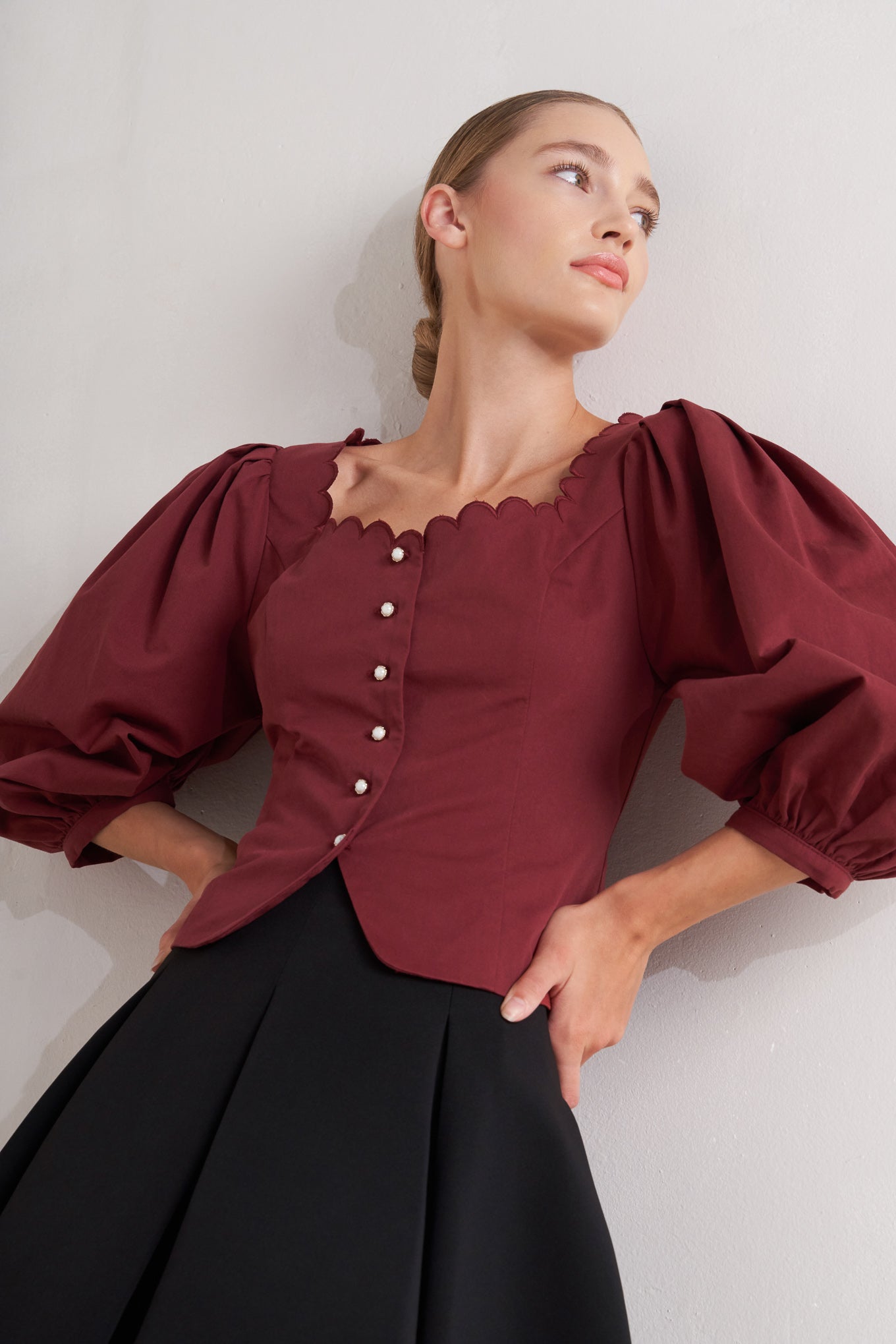 AMOUR SCALLOP WOVEN TOP Flying Tomato