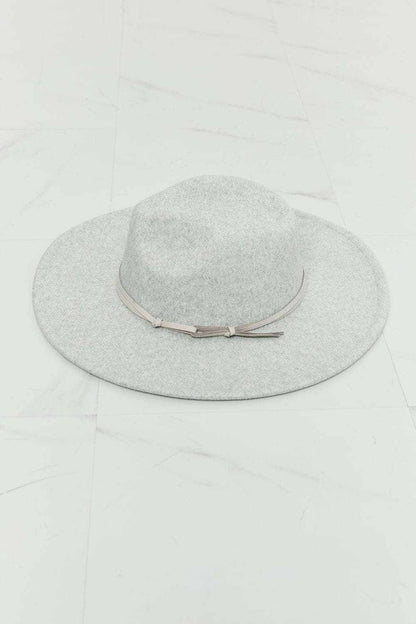 Fame fedora hat in light grey 