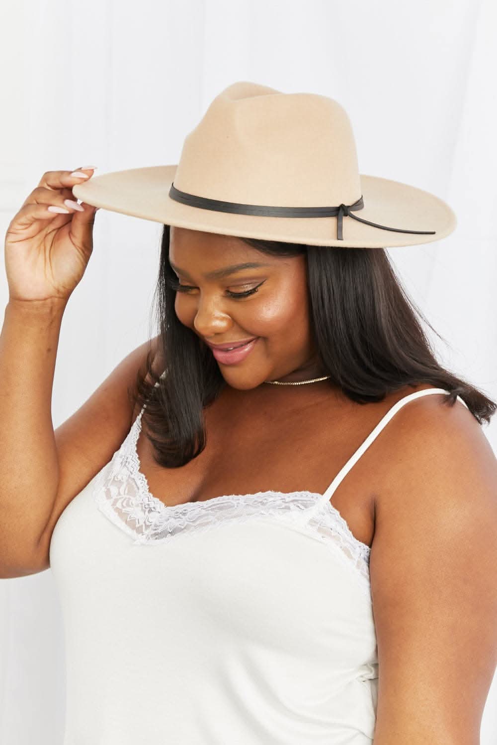 Fame fedora hat with leather detail 