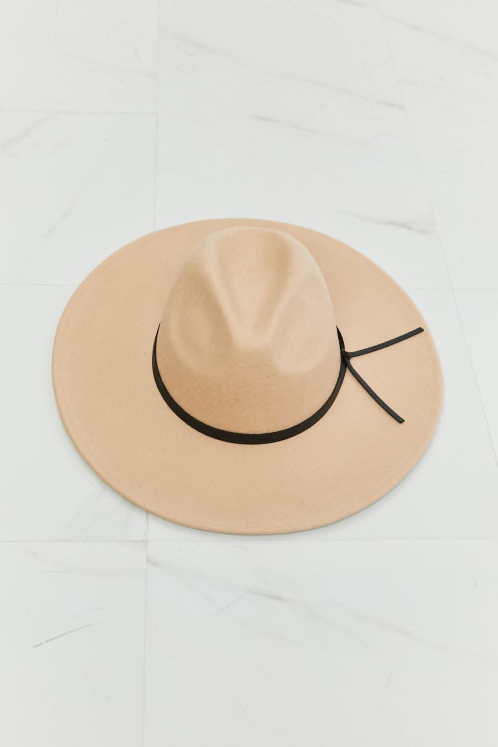 Fame fedora hat with leather detail 