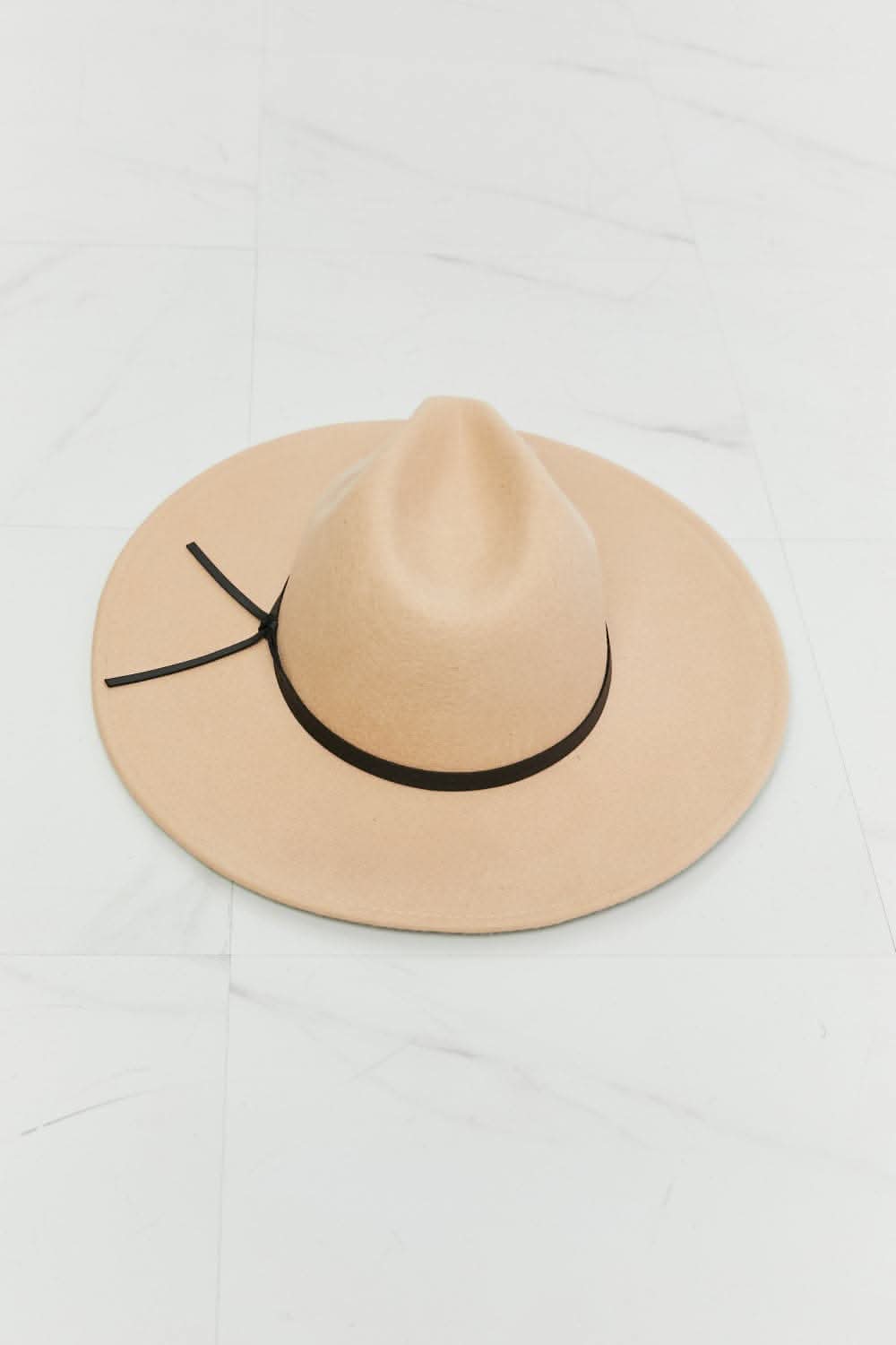 Fame fedora hat with leather detail 