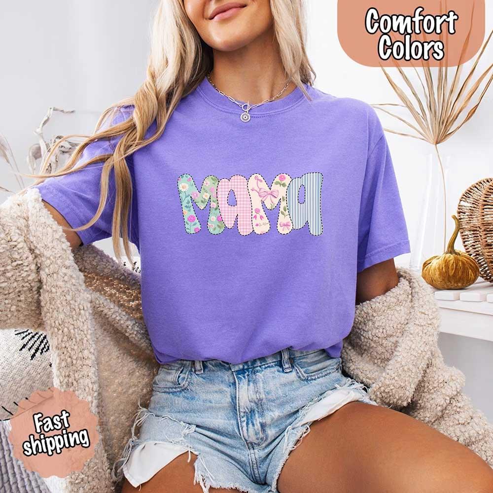 Adorb Custom Tees Floral Mama Comfort Colors Tee from the back, confirming the comfortable fit and simple, clean design for m