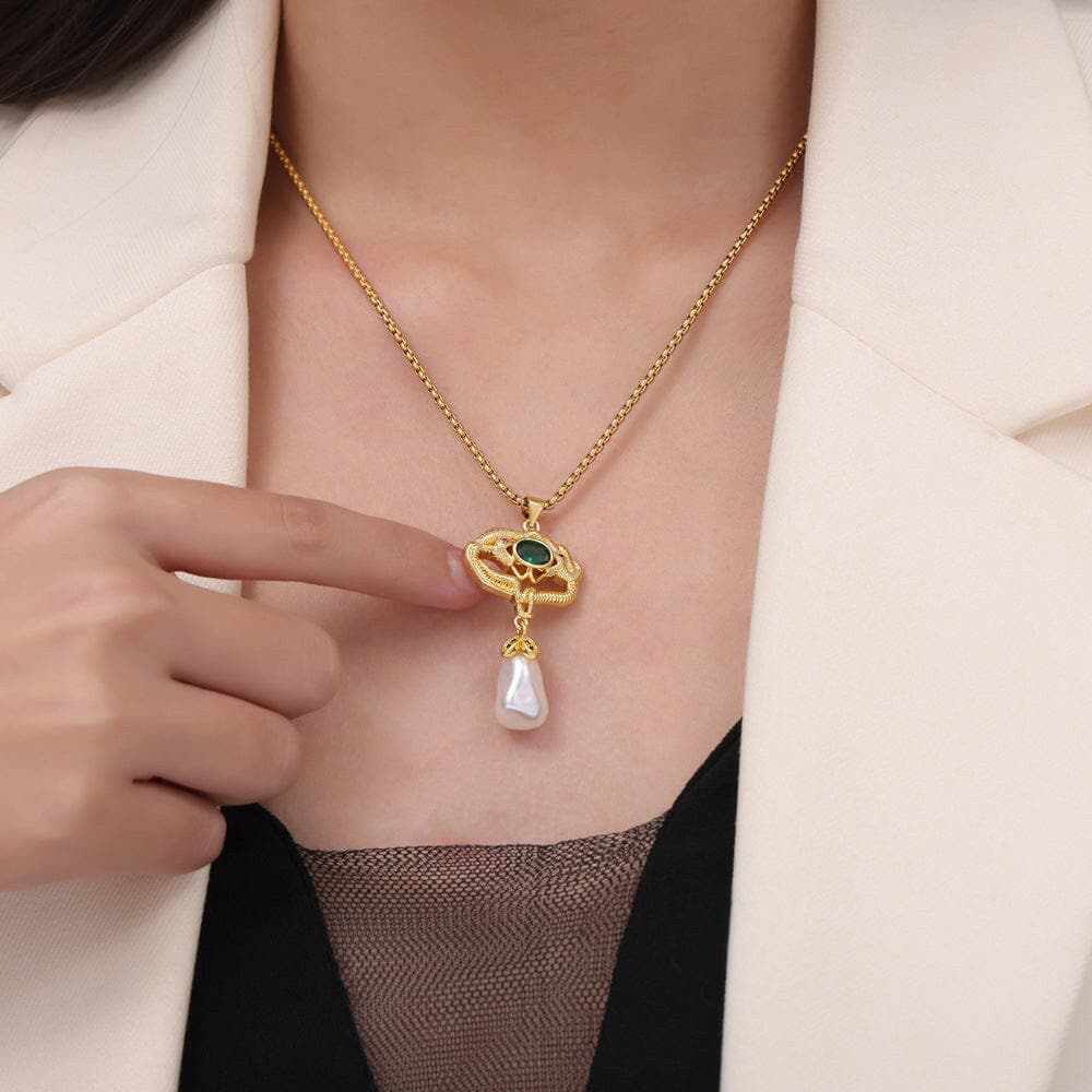 Freshwater pearl geometric necklace - Love Salve 