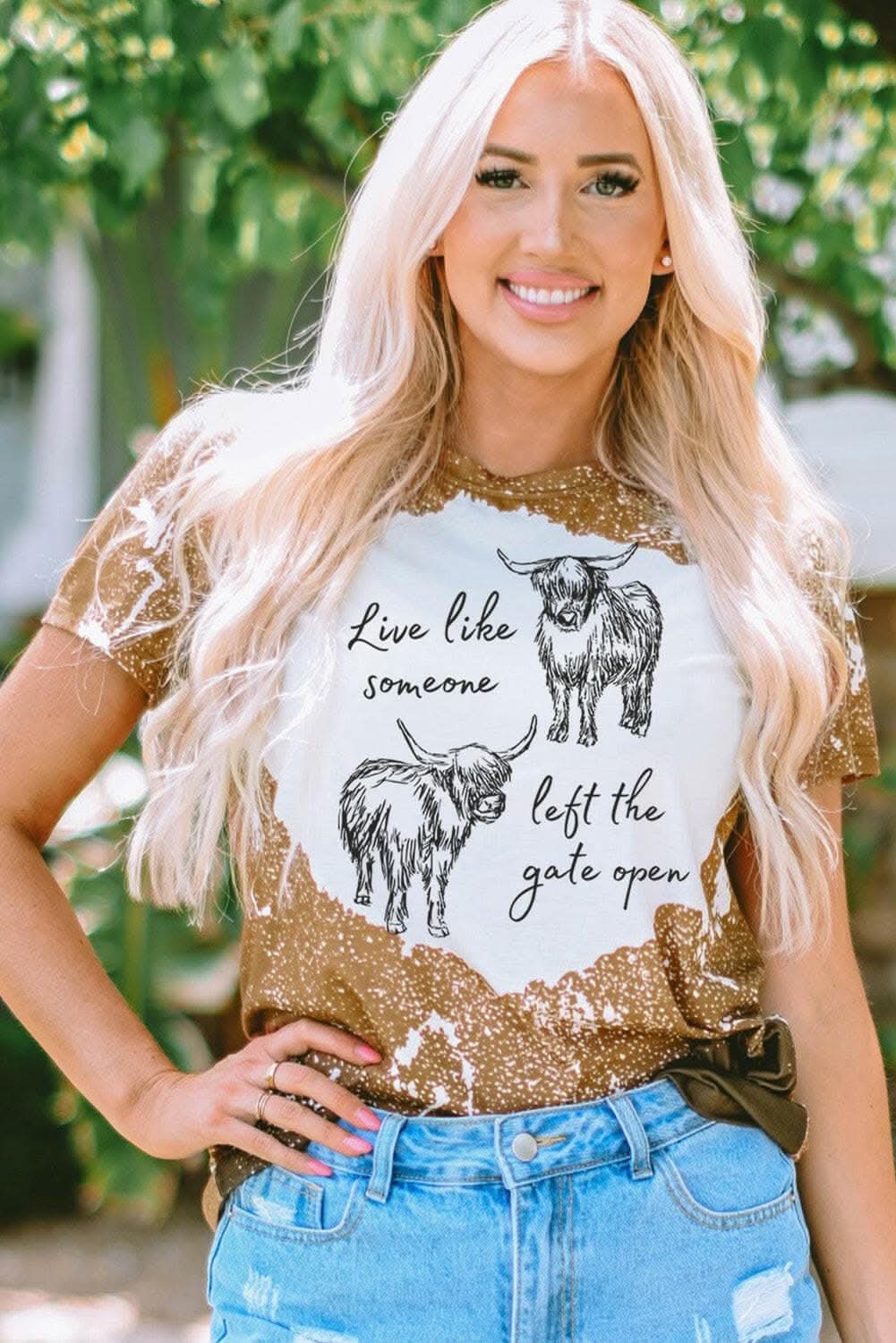 Graphic tee with round neck - soft polyester blend 