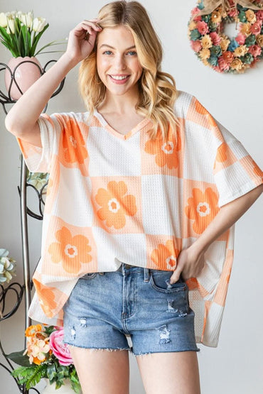HOPELY Contrast Checkered Floral V-Neck T-Shirt - Love Salve 
