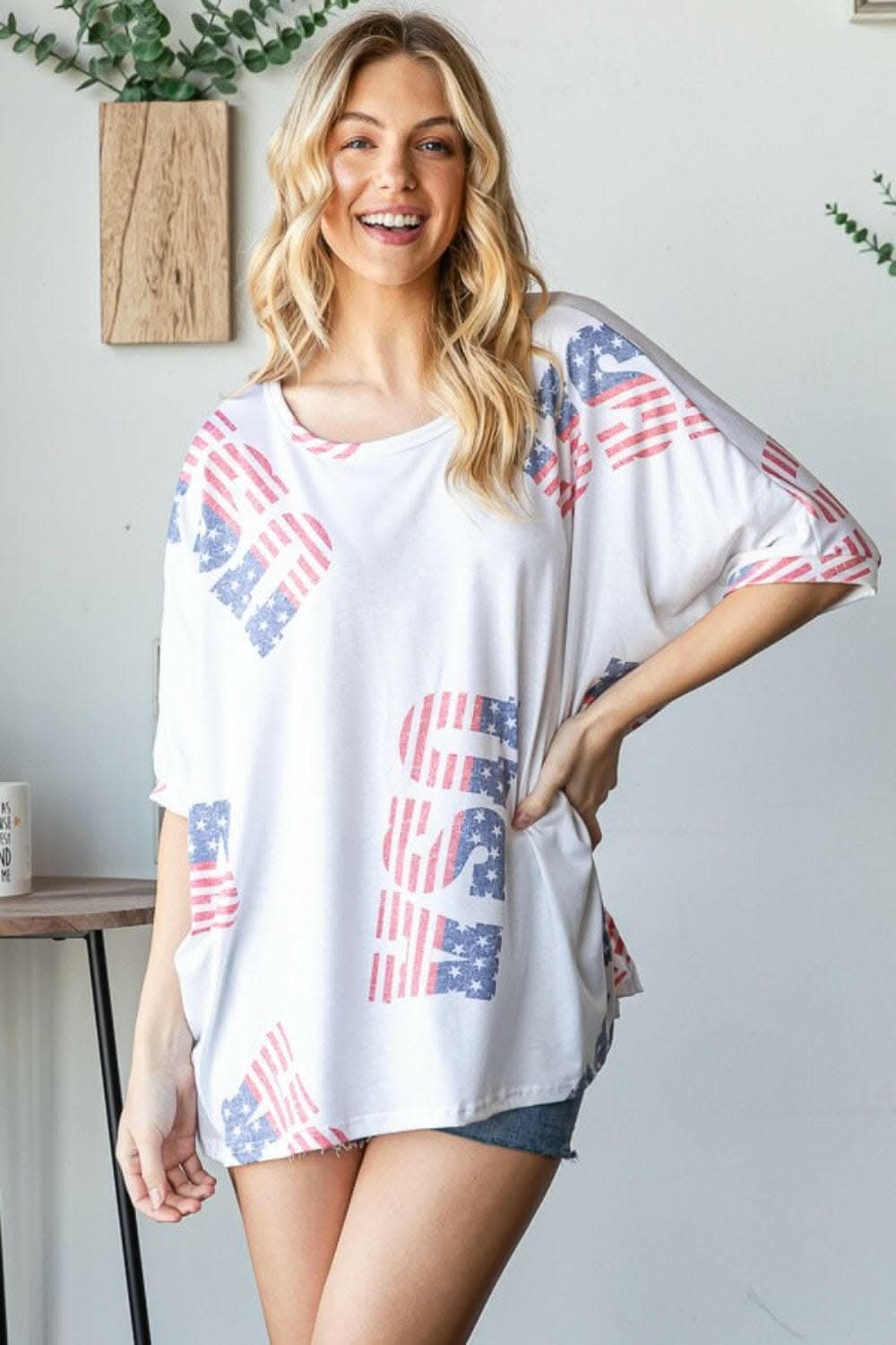 HOPELY Letter Graphic Round Neck T-Shirt 