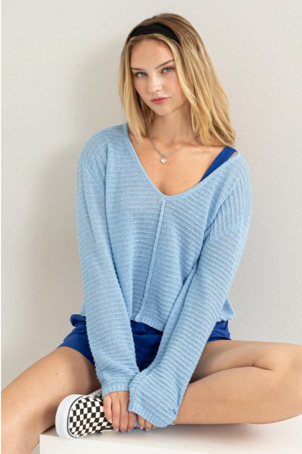 HYFVE V-Neck Stripe Texture Long Sleeve Top 