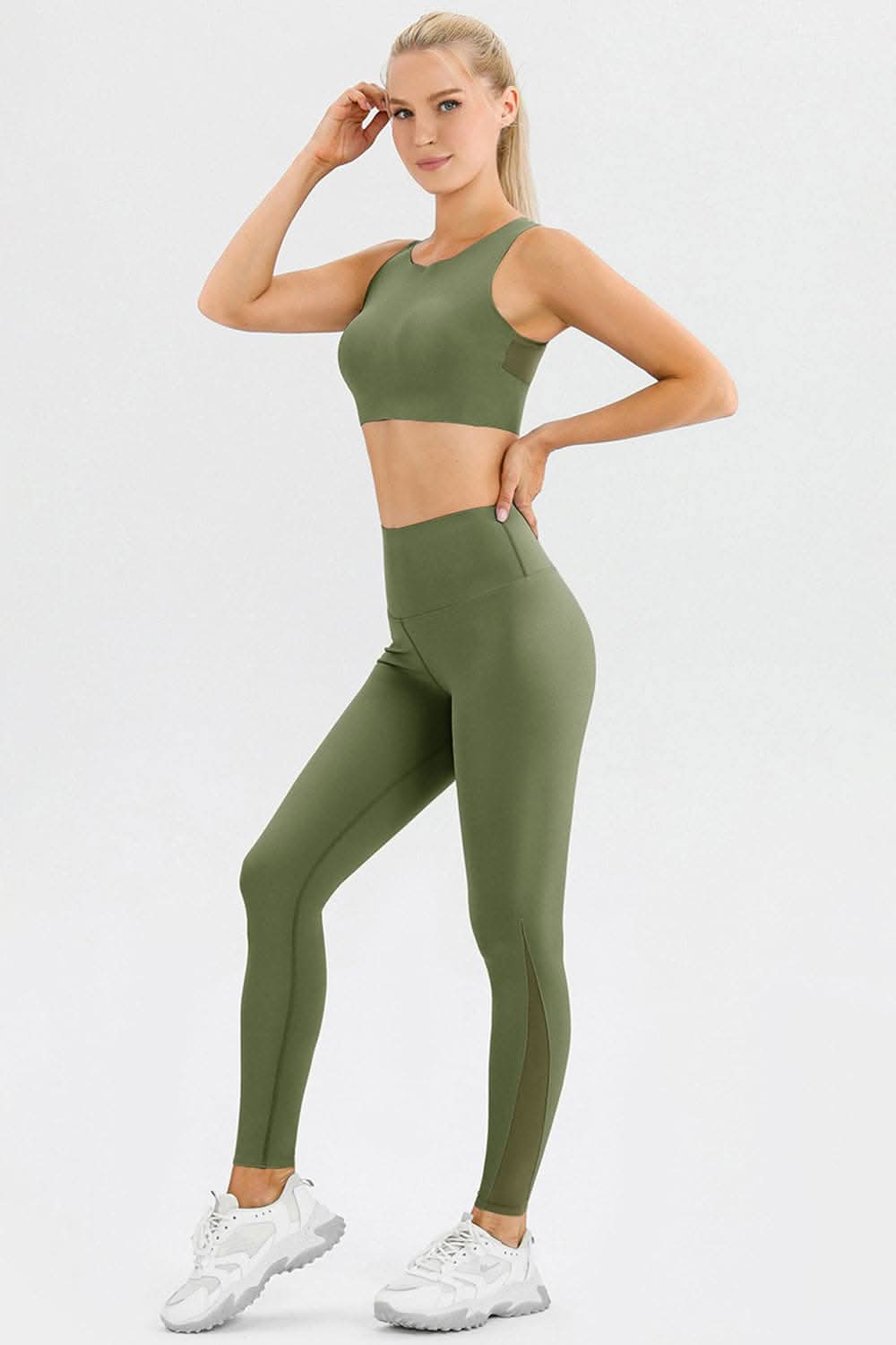 High-rise stretchy leggings for activewear 
