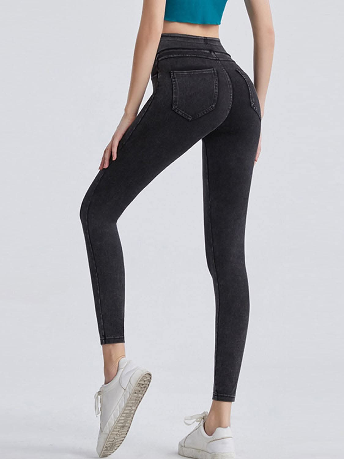 High-stretch leggings with comfort waistband 