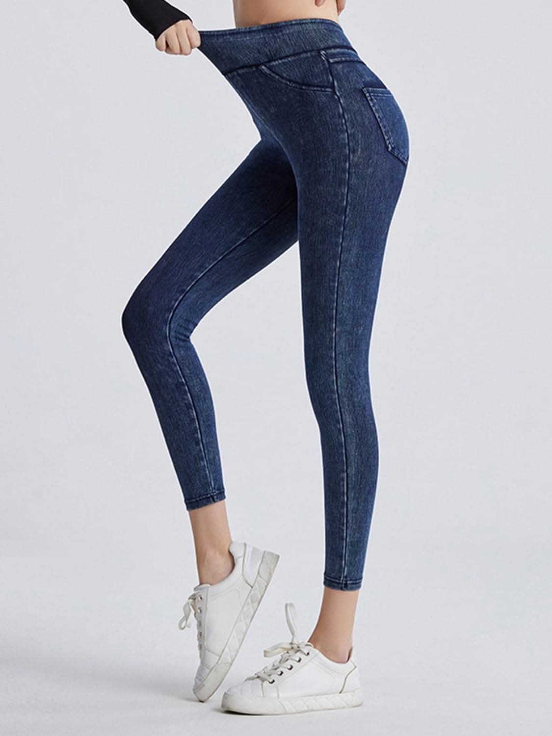 High-stretch leggings with comfort waistband 