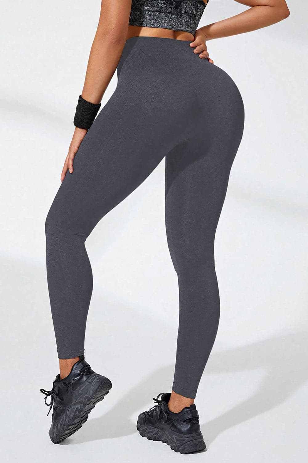 High-waisted active leggings - stretchable comfort - Love Salve 