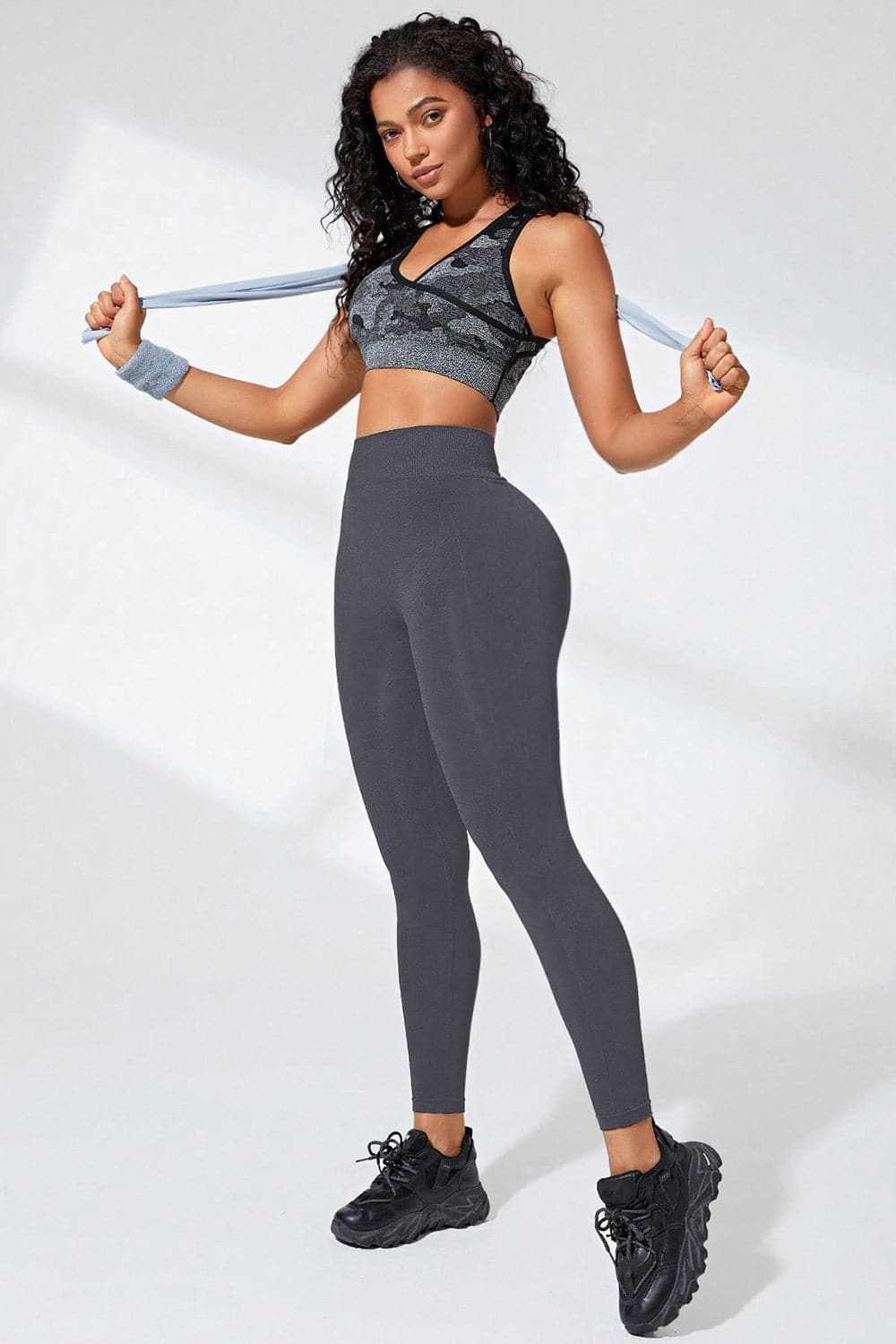 High-waisted active leggings - stretchable comfort 