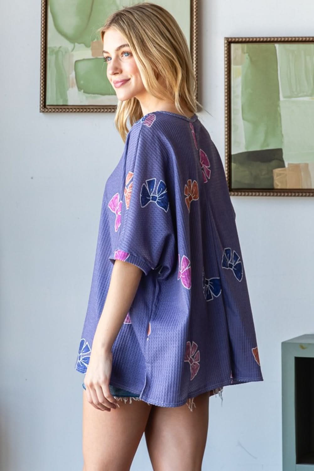 HopeLy bow print t-shirt with slits 