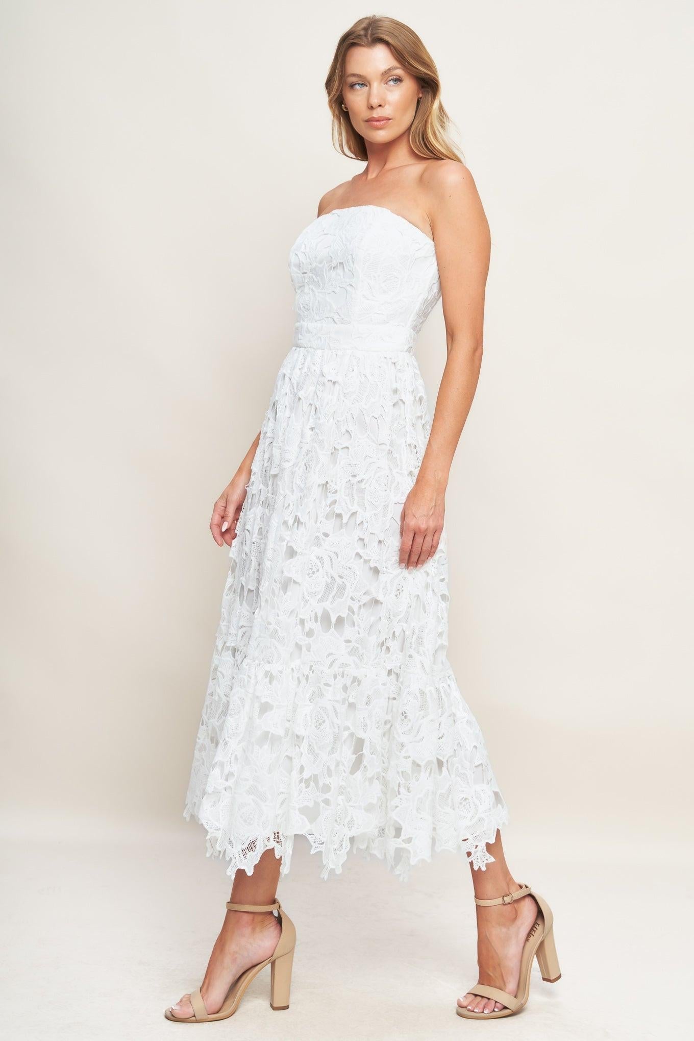 Detailed texture of the luxurious off white lace fabric used in the Flying Tomato CAREFREE NIGHTS midi dress.